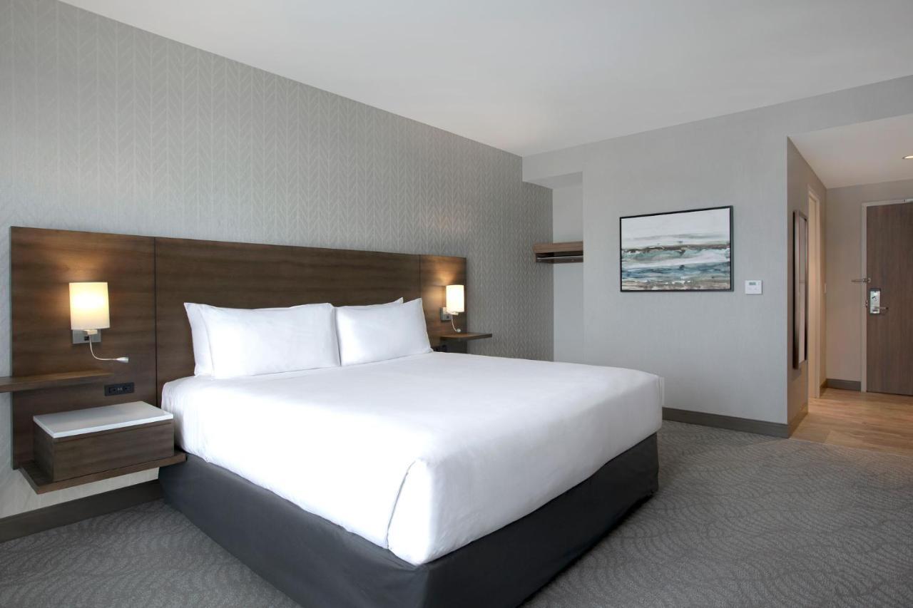 Standard King - Casino View,1468958915:JPEG